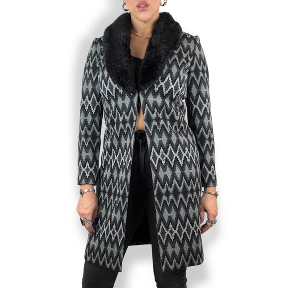 ❌SOLD❌INC black and gray western print long coat with removable fur collar - Picture 7 of 15